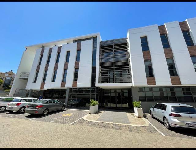 464M² OFFICE TO LET IN BRYANSTON
